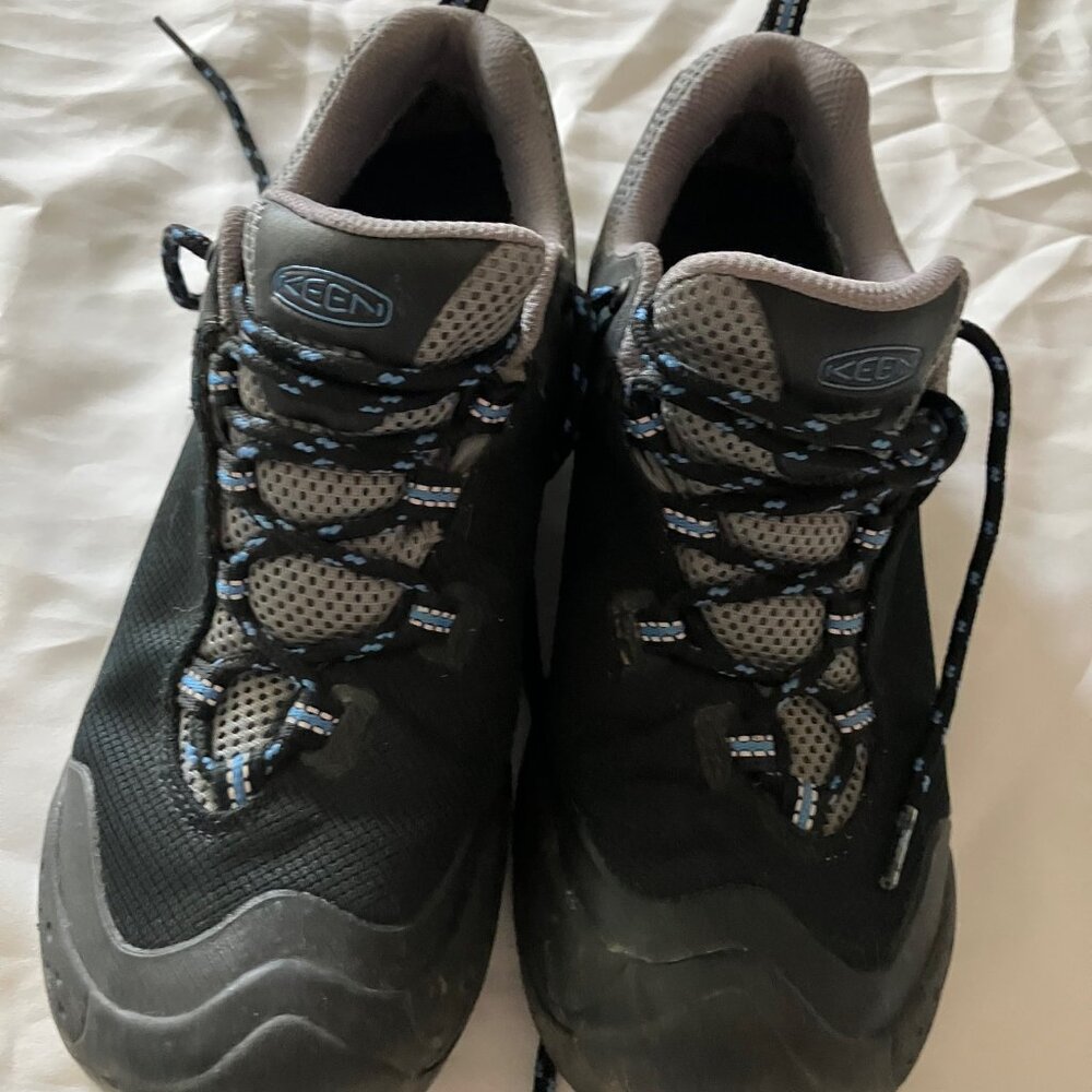 Keen shoes